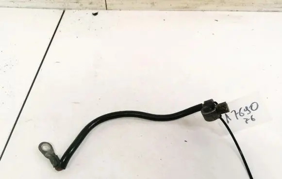 Mercedes-Benz C W203 Positive cable (battery) 2035400031 2035400031AK