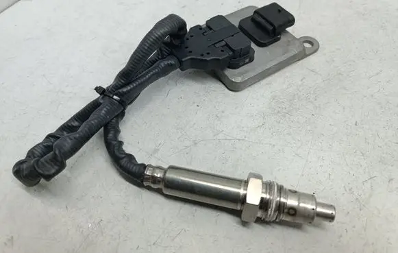 Mercedes-Benz Sprinter W906 Lambda probe sensor A0009058411 0009058411