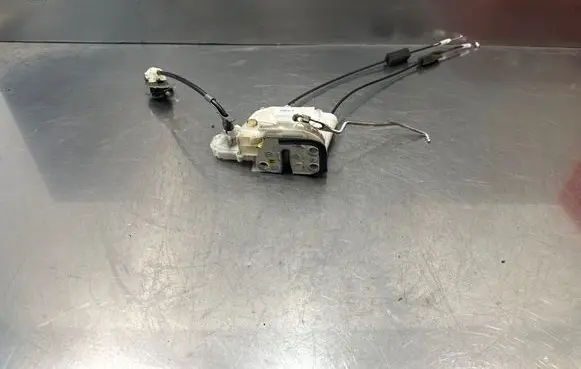 Honda Jazz Front door lock