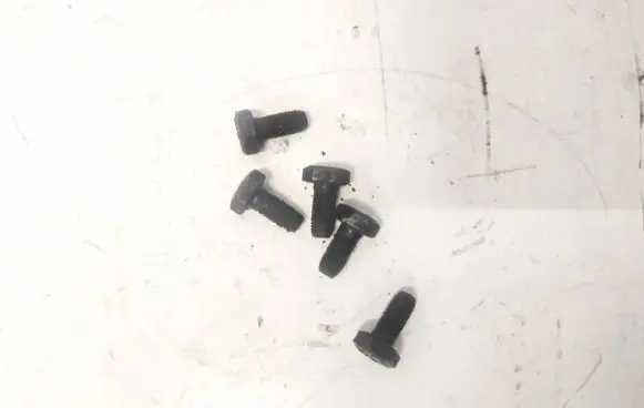 KIA Carens I Nuts/bolts 
