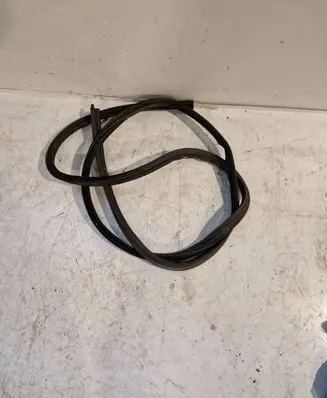 Nissan Qashqai Loading door rubber seal (on body) 