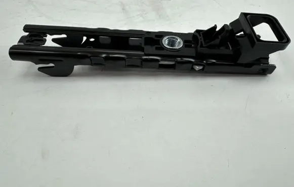 Audi Q2 - Seat belt height adjuster 4M0857819A