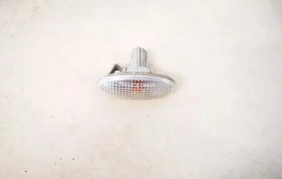 Mazda 2 Front fender indicator light santleyp2829