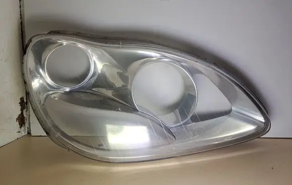 Mercedes-Benz S W220 Headlight lense 1305615471