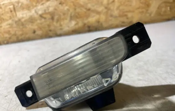 Volkswagen Tiguan Number plate light 5N0941072