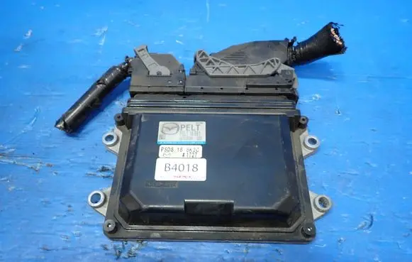 Mazda CX-5 Engine control unit/module E6T67975H PSD8188K2C