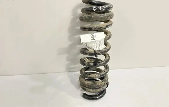 BMW M4 F82 F83 Rear coil spring 1234567