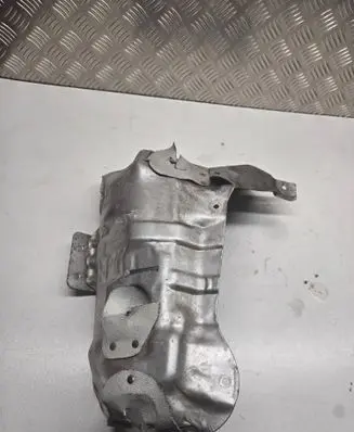 BMW X2 F39 Exhaust heat shield 761836907