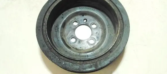 Volkswagen Touran I Crankshaft pulley 036105243