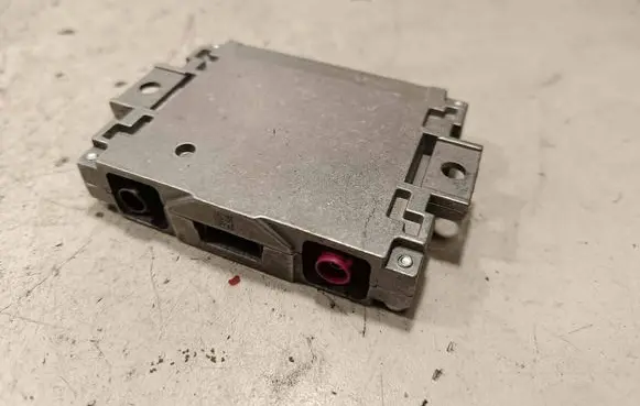 Audi Q7 4M Aerial antenna amplifier 4M0035456 16400113