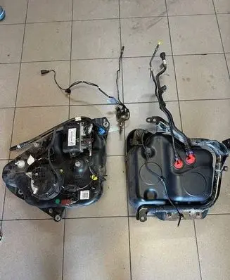 Audi A5 8T 8F AdBlue liquid reservoir 8k0131878 45209