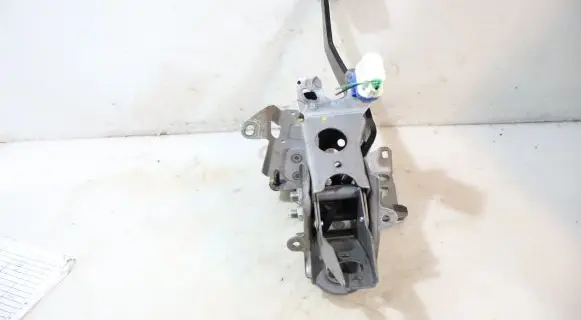 Clutch pedal