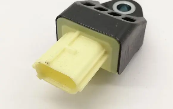 Toyota Auris E180 Airbag deployment crash/impact sensor 8983102160