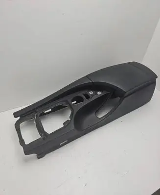 BMW 5 E60 E61 Armrest 72758413 050013 7044086