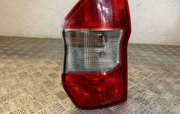 Ford Transit Courier Rear/tail lights ET7613404AB 15120F 142284390