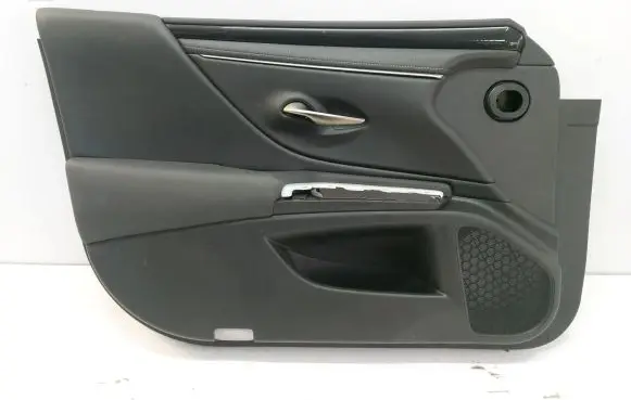 Lexus ES 250 - 300 - 330 Front door card panel trim