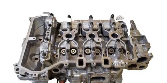 Peugeot 2008 I Engine head 9671871510