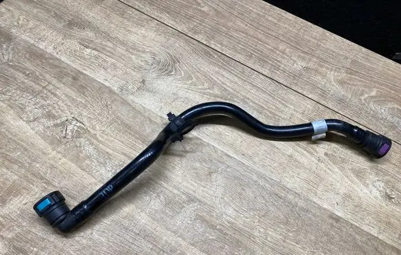 Jaguar I-Pace Engine coolant pipe/hose J9D38D194AB