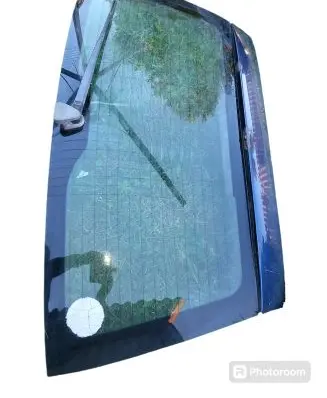 BMW 5 E39 Rear windscreen/windshield window 001193