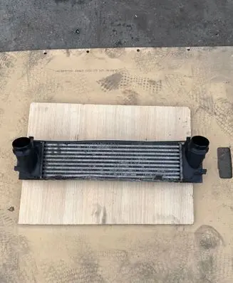BMW 1 F20 F21 Intercooler radiator 7600530