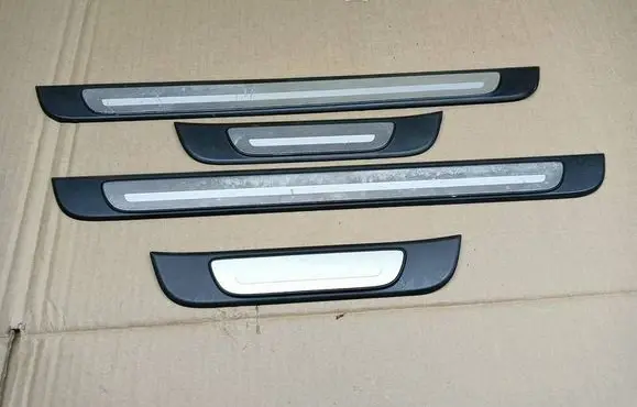 Audi A3 S3 8V Front sill trim cover 8V4853491D