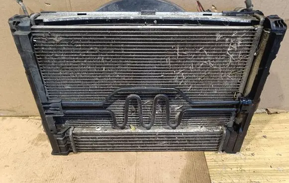 BMW X1 E84 Radiator set 781028105 3093796 17107524914