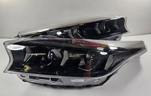KIA Xceed Headlights/headlamps set 92101J7850
