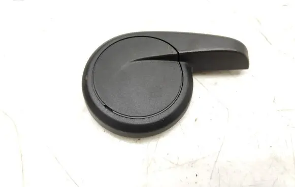 Opel Astra J Seat adjustment knob 13257192