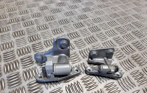 Mercedes-Benz B W245 Rear door hinge set 454re2e