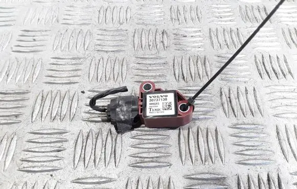 Volvo V50 Airbag deployment crash/impact sensor 30737138