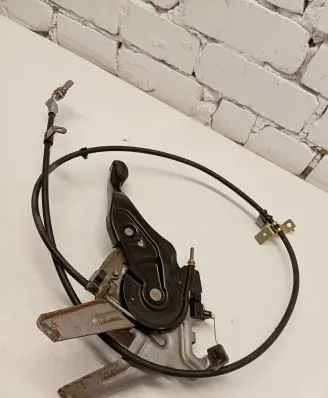 Mitsubishi Endeavor Handbrake/parking brake lever assembly