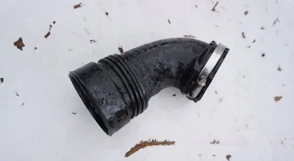 Intake resonator