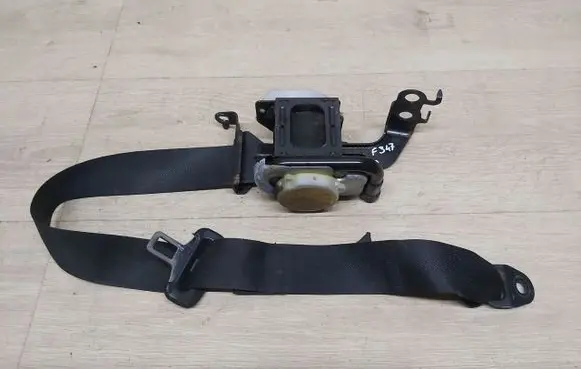 Toyota Prius (XW50) Set of seat belts PRIUSIVPASLT