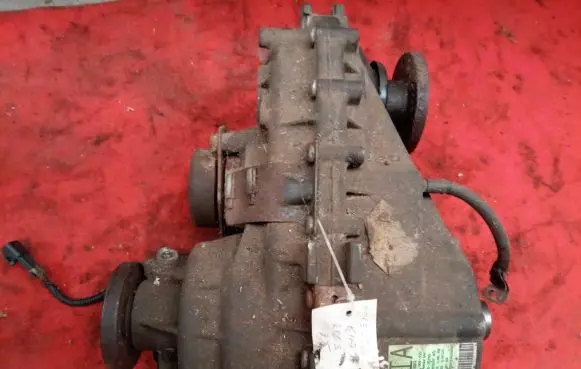 KIA Sorento Gearbox transfer box case SN140671 4424000010