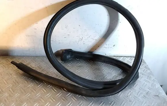 Porsche 911 991 Front door rubber seal 99102547600