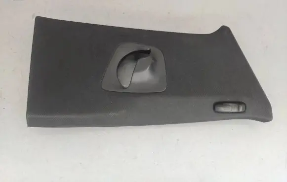 (B) pillar trim (top)