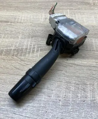 Toyota Corolla Verso AR10 Indicator stalk 173650
