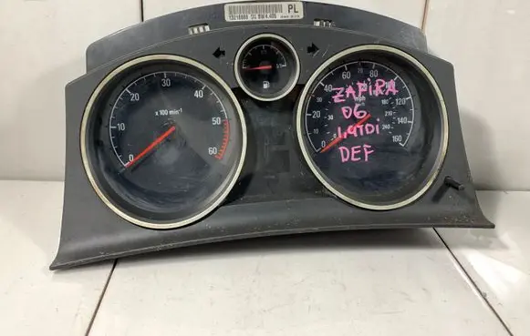 Opel Zafira B Speedometer (instrument cluster) 13216689
