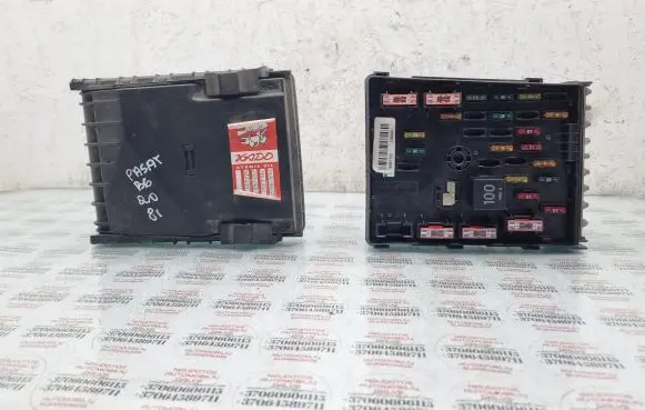 Volkswagen PASSAT B6 Fuse module 3C0937125