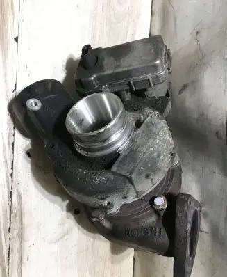 Mercedes-Benz E W212 Turbo A6510900086