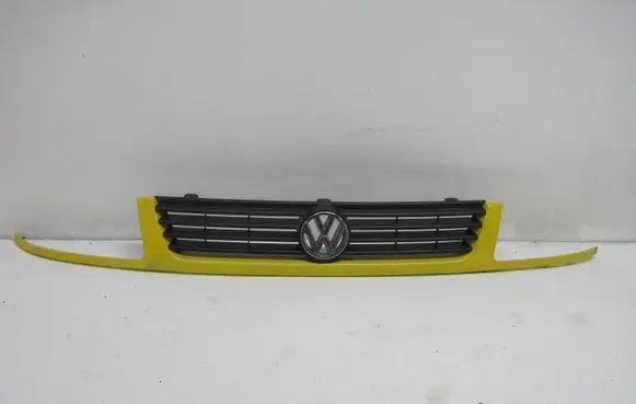 Volkswagen Polo Front grill 6K5854643A