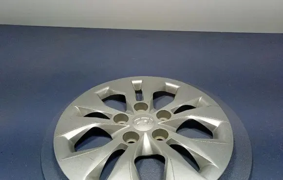 Hyundai i30 R17 wheel hub/cap/trim 52960-G4000