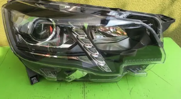 Peugeot Rifter Headlight/headlamp