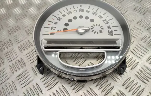 Mini One - Cooper Coupe R56 Speedometer (instrument cluster) 918950402 9189504