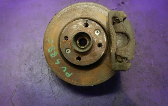 Nissan Micra Front wheel hub spindle knuckle