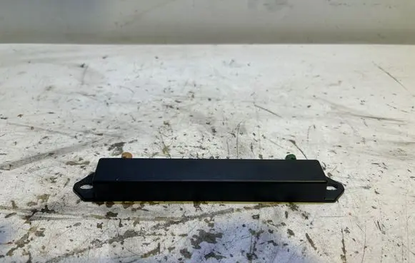 Ram 1500 Antenna control unit 68306857AA 91017AB 00534042660