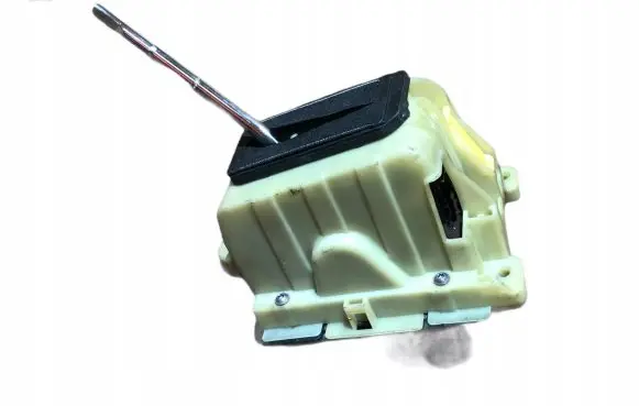 Mercedes-Benz GLK (X204) Gear shifter/selector A2042677924