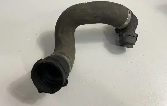 BMW X6 E71 Engine coolant pipe/hose 7578703