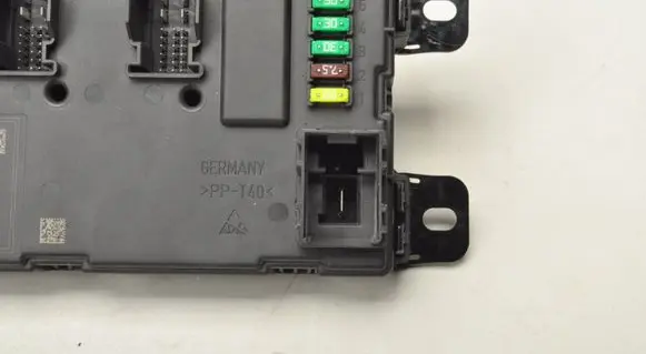 BMW 1 F20 F21 Central body control module 9374506