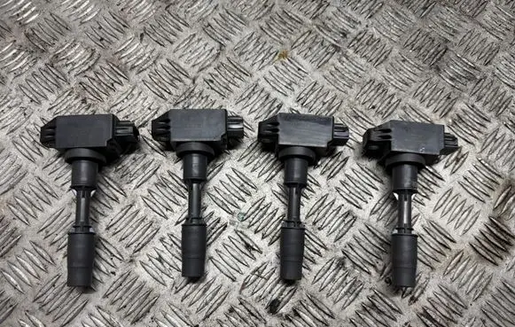 Suzuki Swift III High voltage ignition coil 099700304